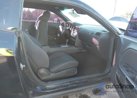 2013 Dodge Challenger Sxt из США, поврежденный, VIN 2C3CDYAG2DH700331